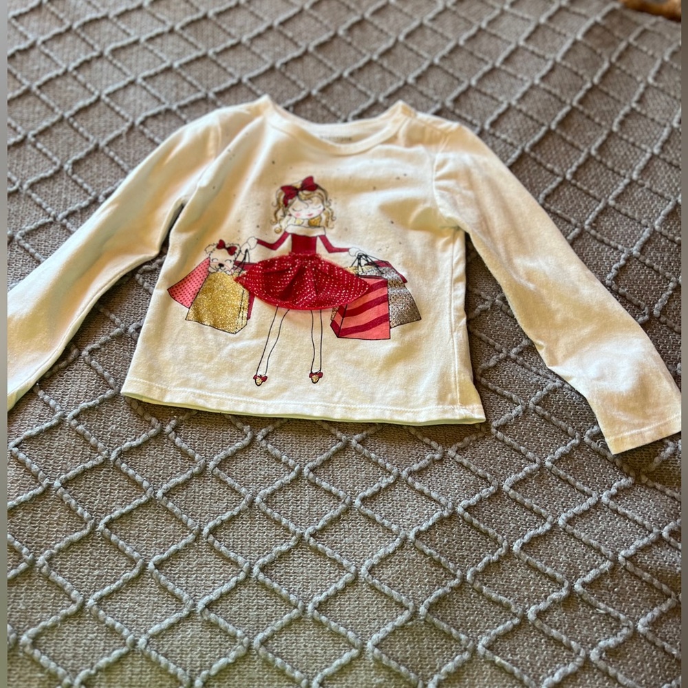 #178.  Kidtopia Size 4 Long Sleeve Shopper Girl 3D Graphic